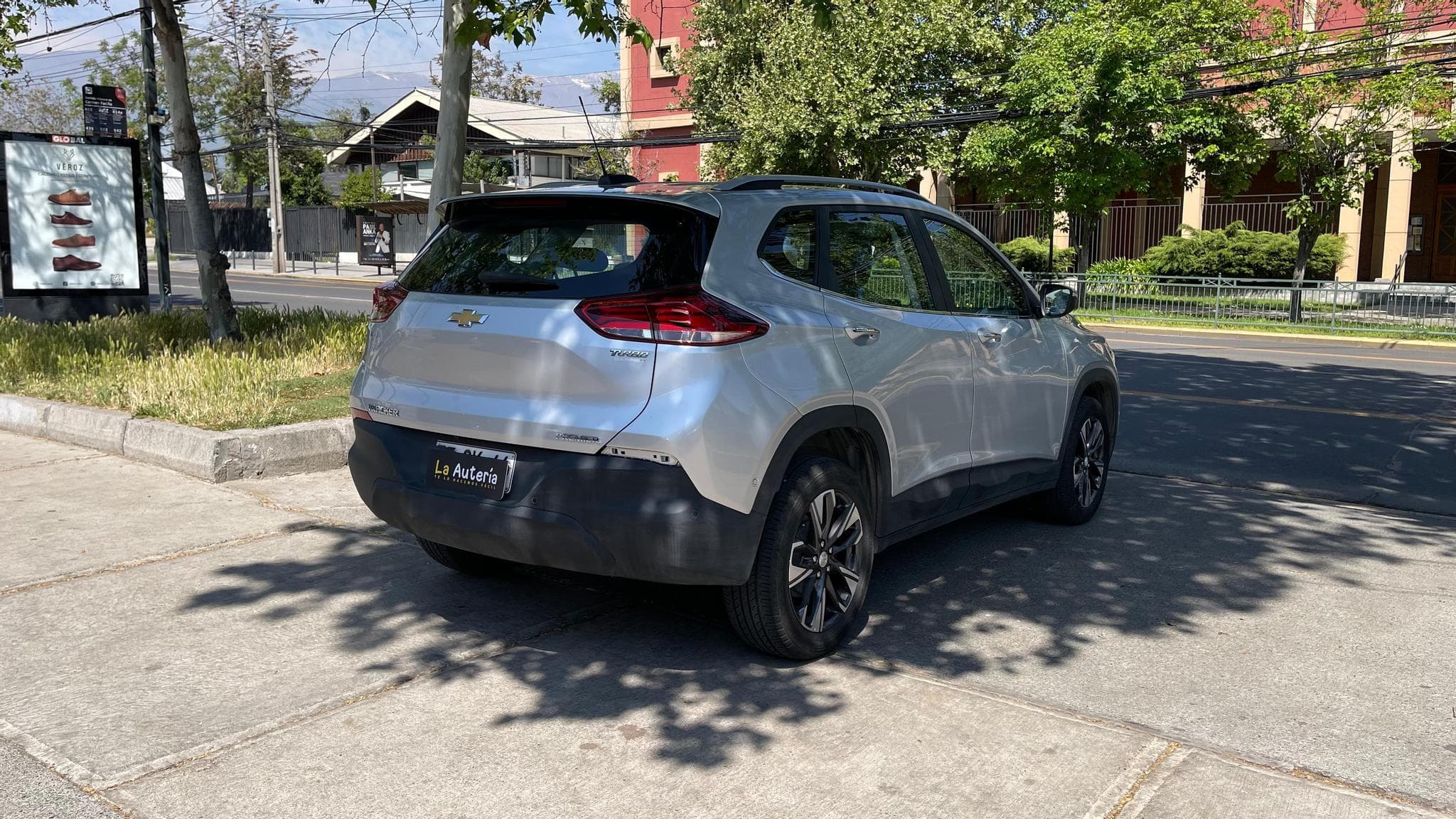 Chevrolet Tracker - vista 3